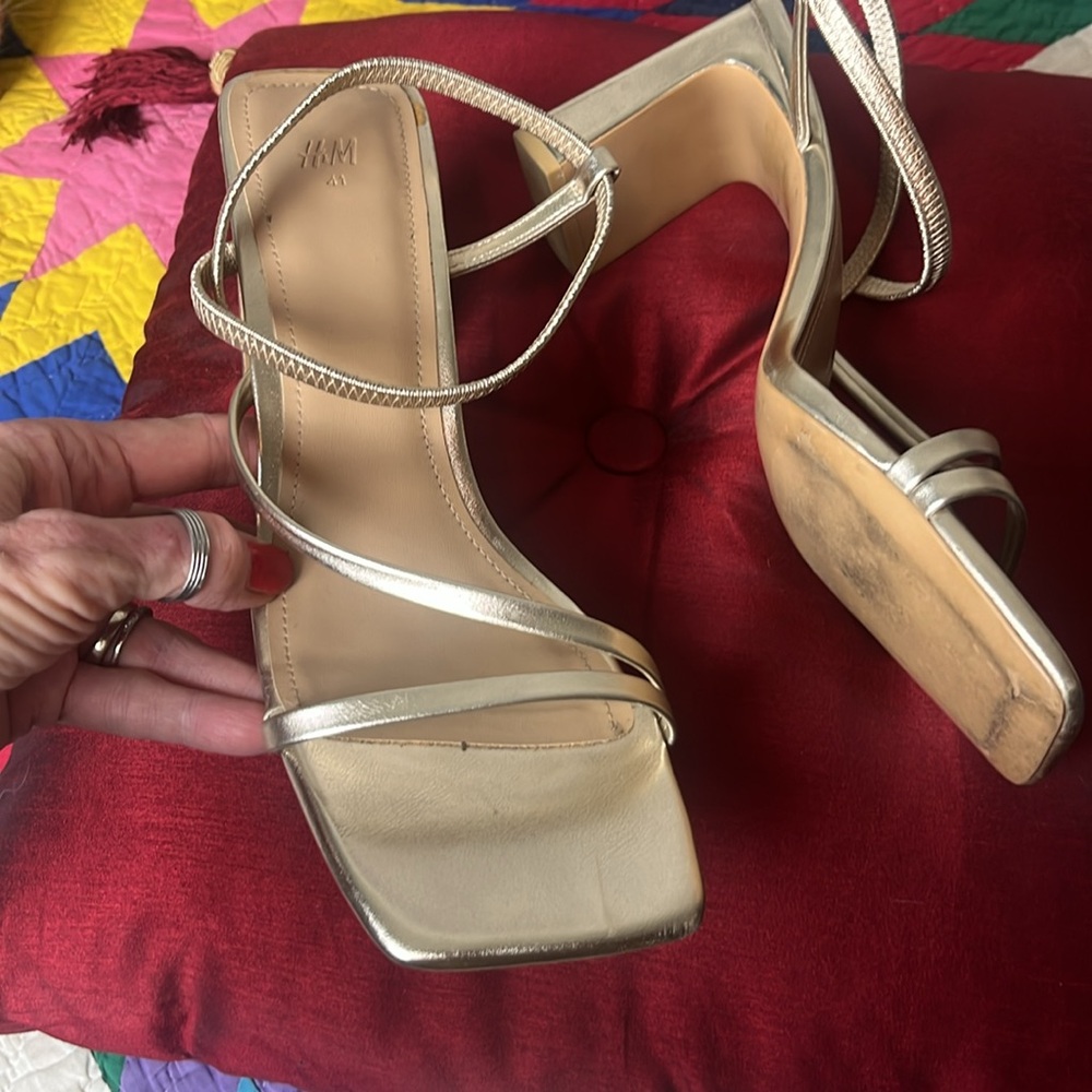 H&M size 10 soft gold stretchy straps 3 1/2 inch heels - Picture 2 of 5